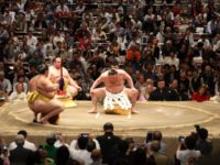 東京都両国国技館にて大相撲本場所を観戦